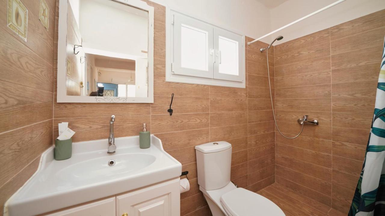 Elli Apartment Ермиони Екстериор снимка